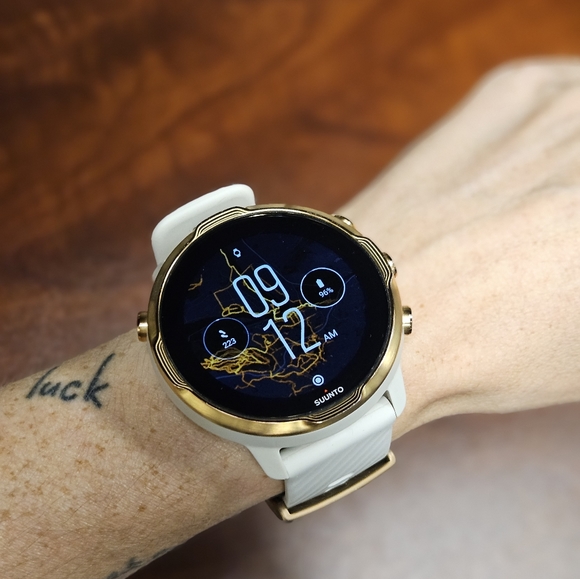 Suunto 7 Sport Smartwatch - Picture 3 of 11